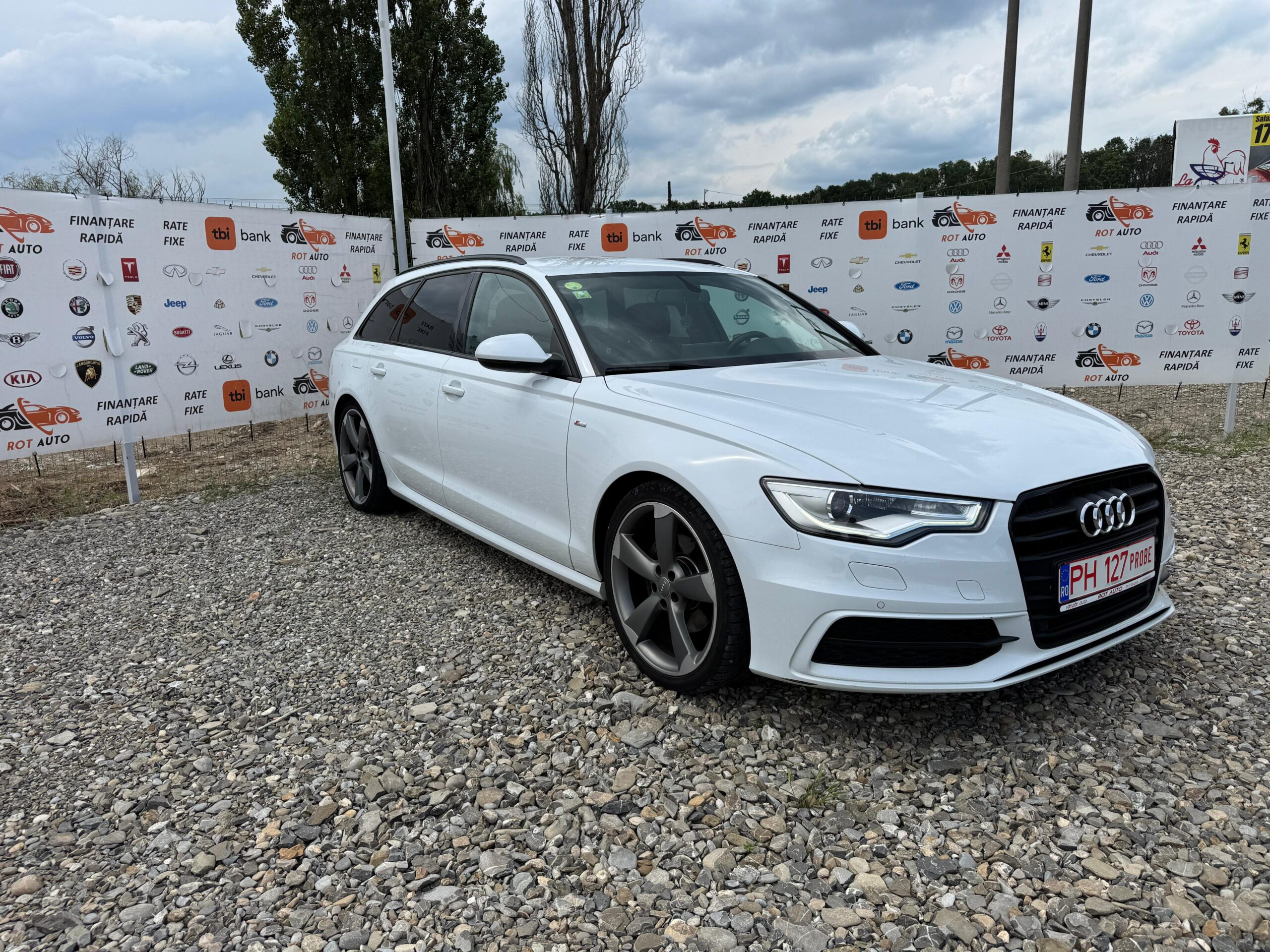 
								Audi A6 S-Line full									