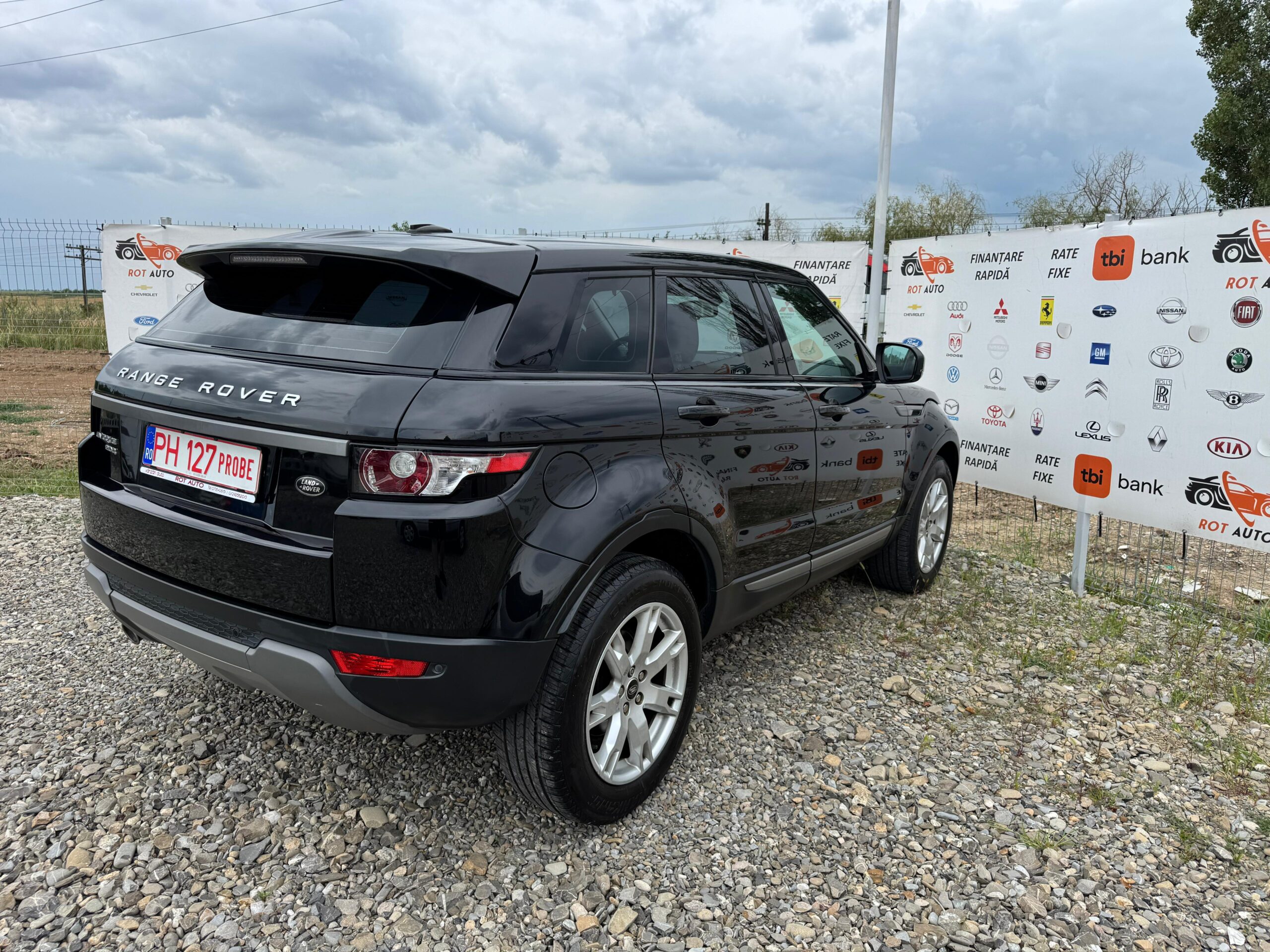 
								Range Rover Evoque full									