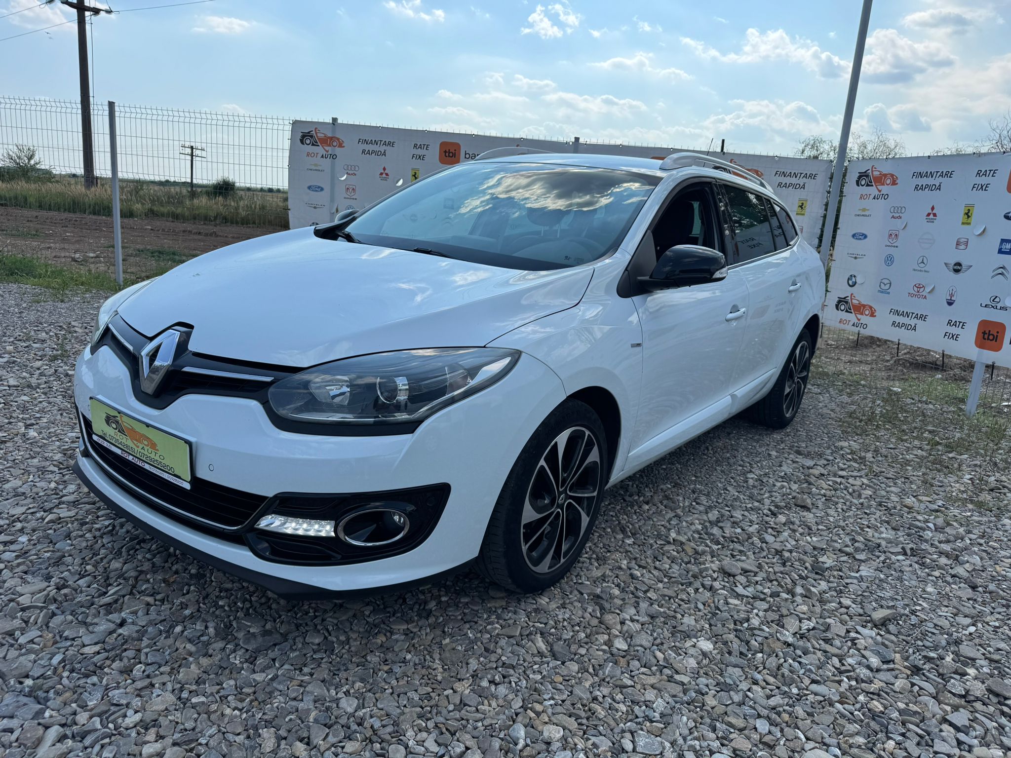 
								Renault Megane – Bose Edition full									