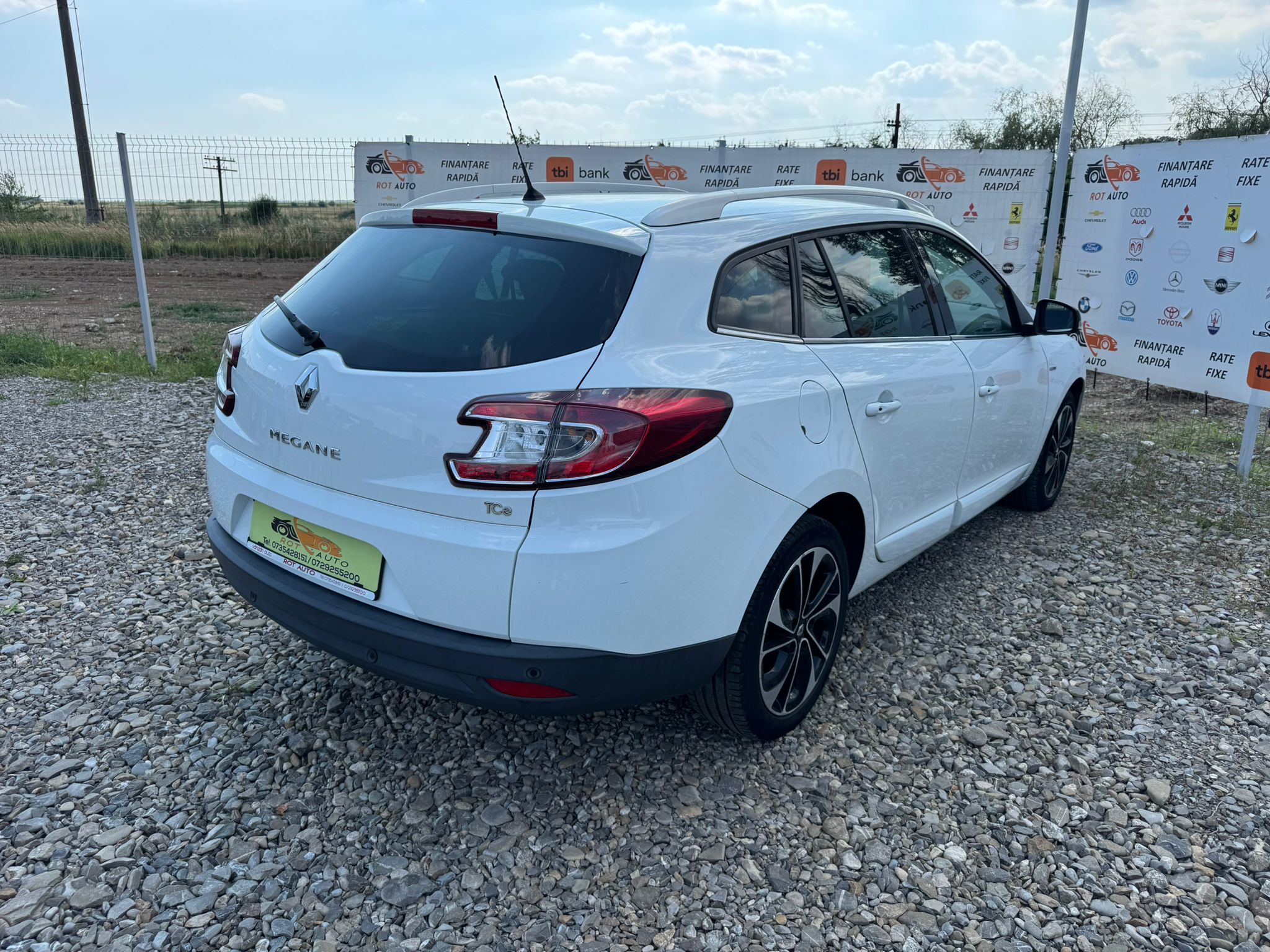 
								Renault Megane – Bose Edition full									