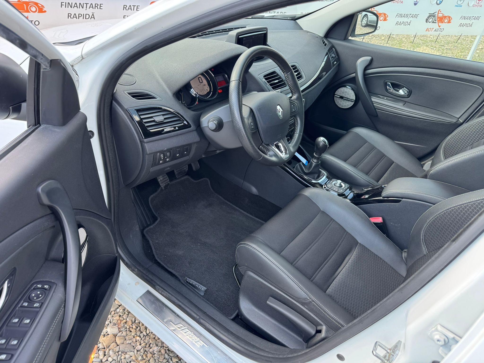 
								Renault Megane – Bose Edition full									